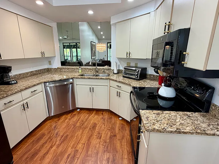 15758 Loch Maree Ln #4005 — Photo 12