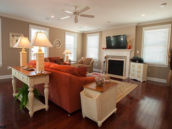 3rd image of 502 24th Street #1