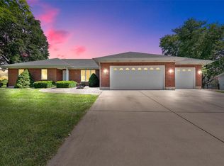35 N Joyce Ellen Way, Saint Peters, MO