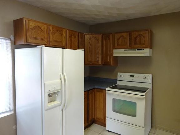 4th image of 223 S 25th St