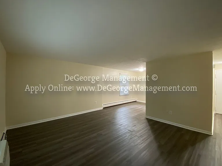 Georgetown Manor Apartments for Rent in West Irondequoit, NY — Photo 31