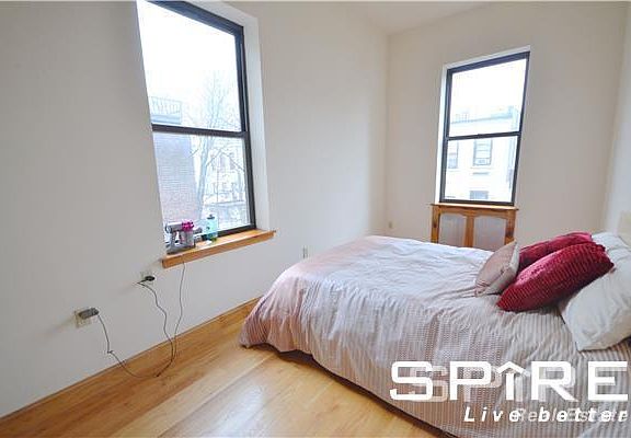 5th image of 50 W 90th St APT 2D