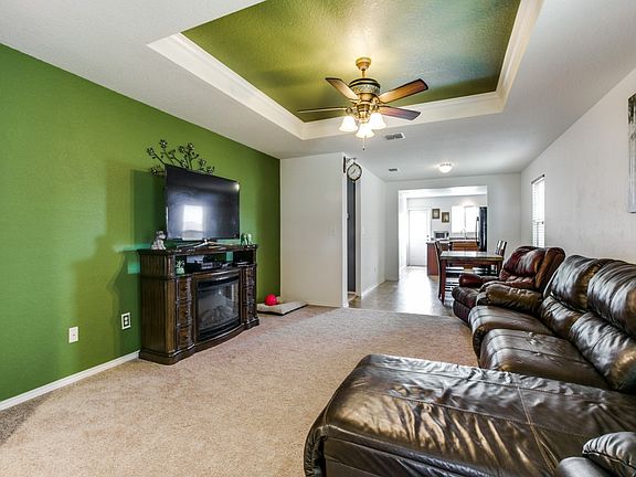 5th image of 8954 Oakwood Park