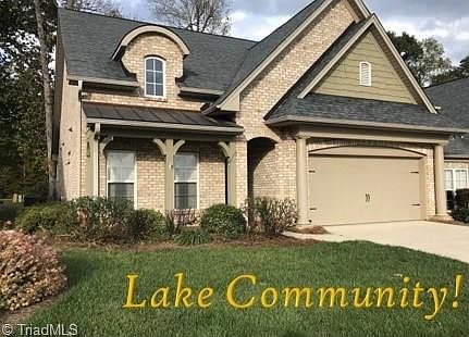 2nd image of 119 N Lake Louise Dr