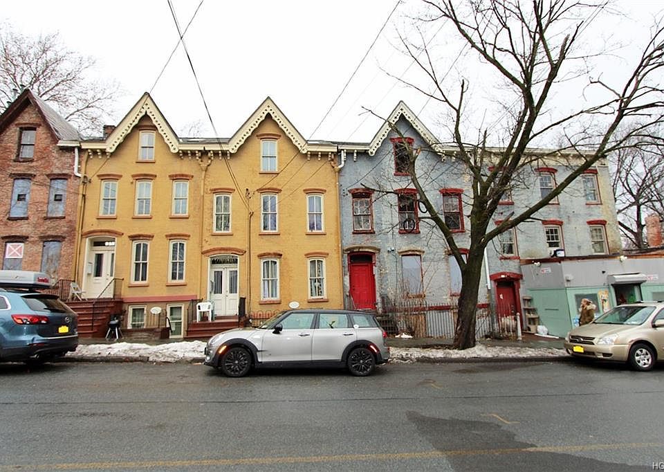 1st image of 146 South St