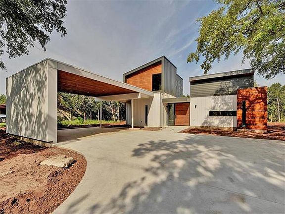 3rd image of 15908 Allenwood Dr