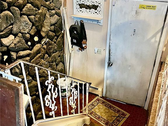 3rd image of 2021 Portage Line Rd