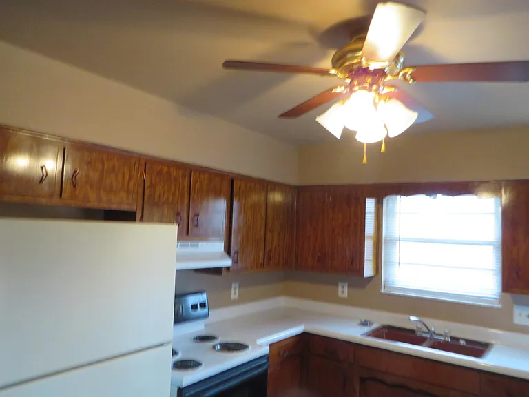 3992 S Randolph St — Photo 4