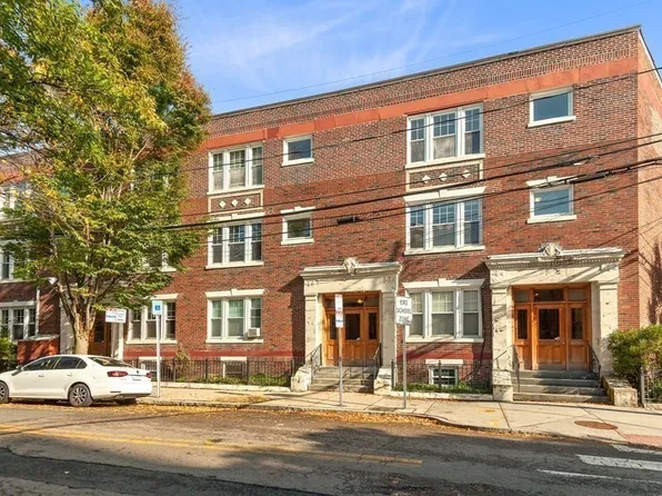 268 Windsor St APT 4, Cambridge, MA 02139