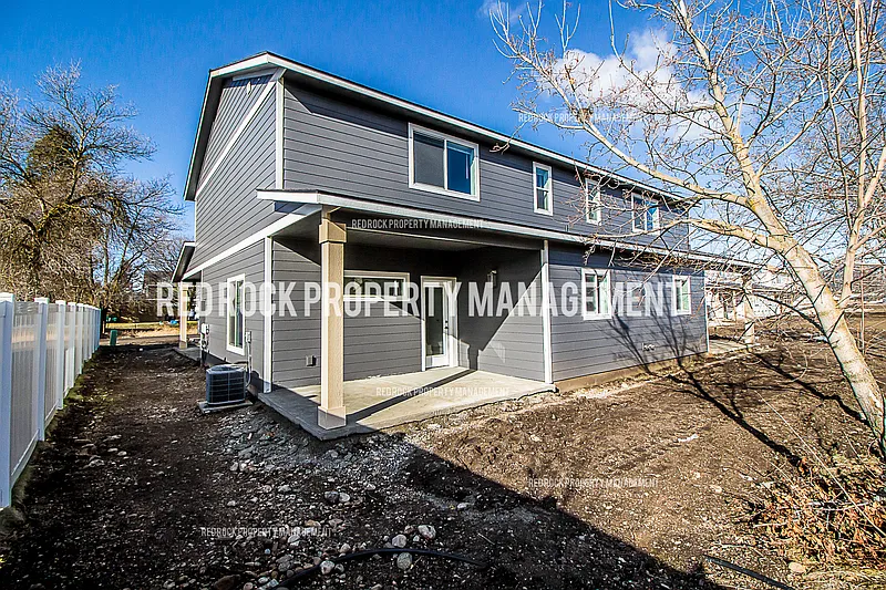 Building Photo - 1108 N Davis Ln