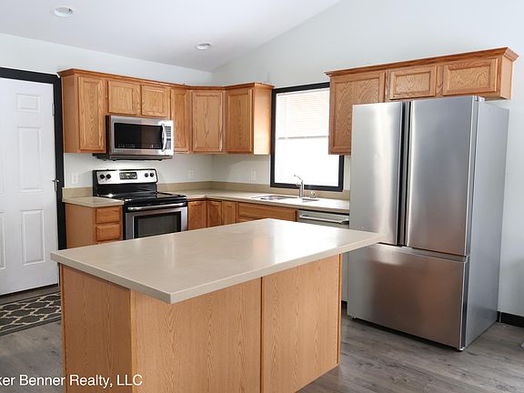 5th image of 4122 W Duck Lake Rd