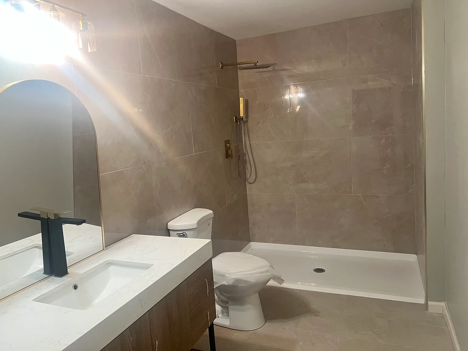 4 bed, 3085 sqft, $3,200 — Photo 4