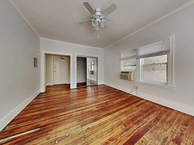 6434 Yucca Street — Photo 7