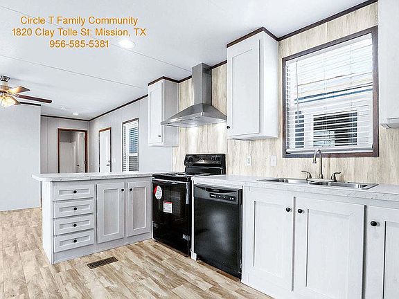 4th image of 1820 Clay Tolle St #135