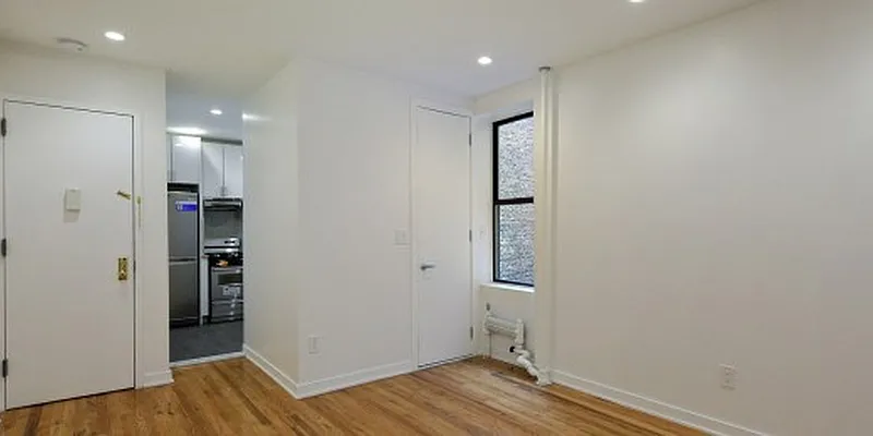 Rented by Aether Property Group | media 2