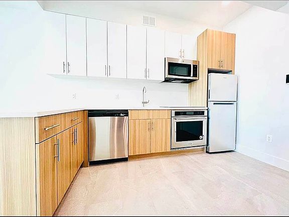 3rd image of 1251 Bedford Ave #7C