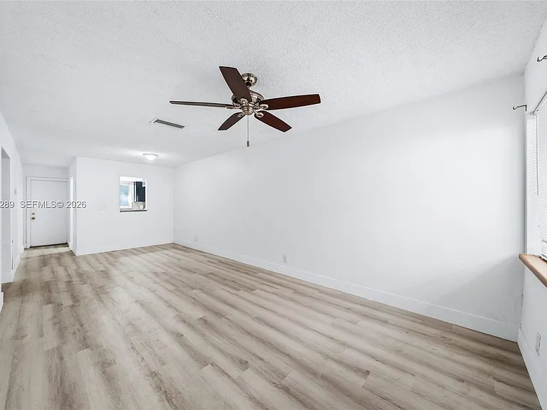446 SW 4th Ave #2 — Photo 1