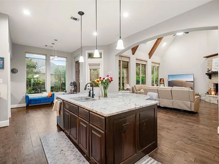20606 Newstone Dr — Photo 10