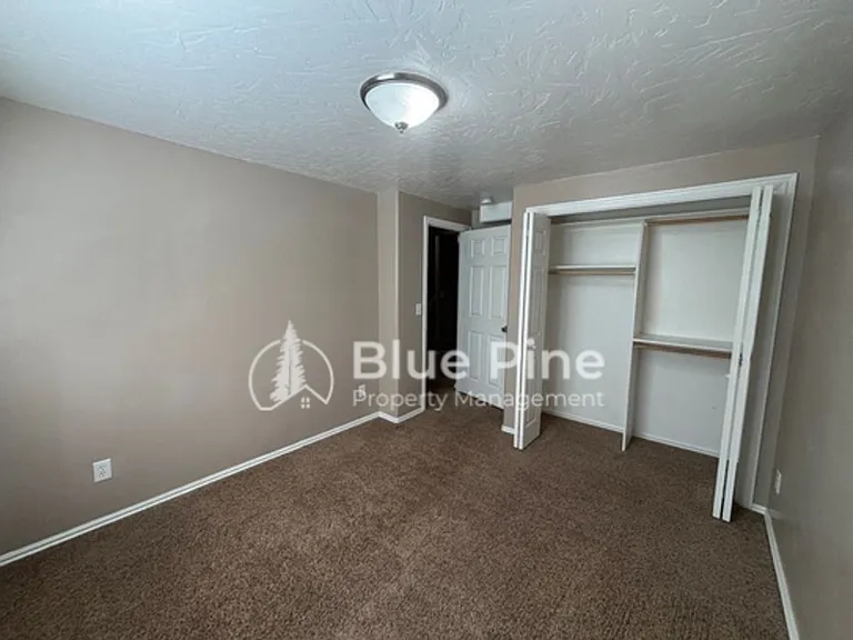 3904 E Lorna Ave — Photo 21