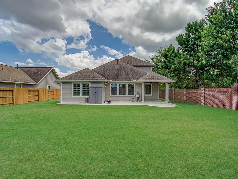 2524 Hagerman Ct — Photo 39