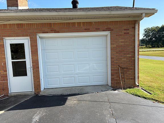 4th image of 293 Mitchell Rd