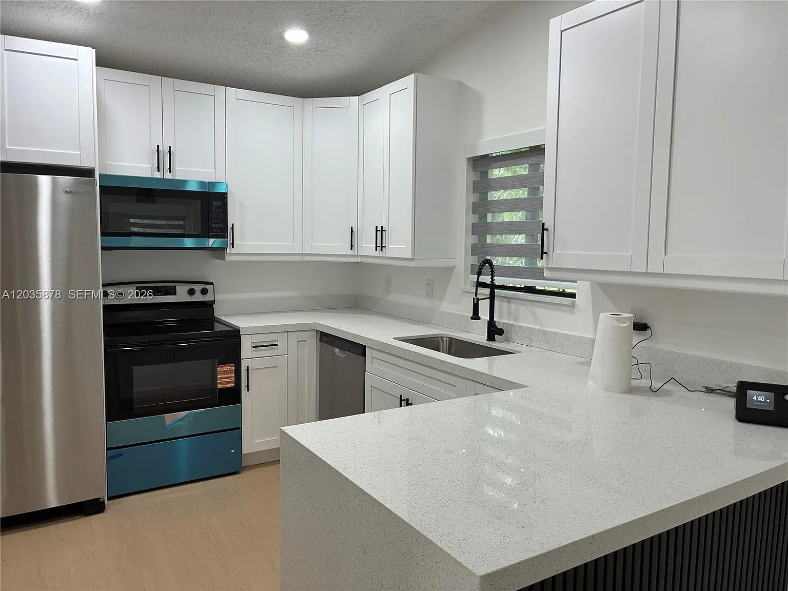 3 bed, 1191 sqft, $2,900 — Photo 3