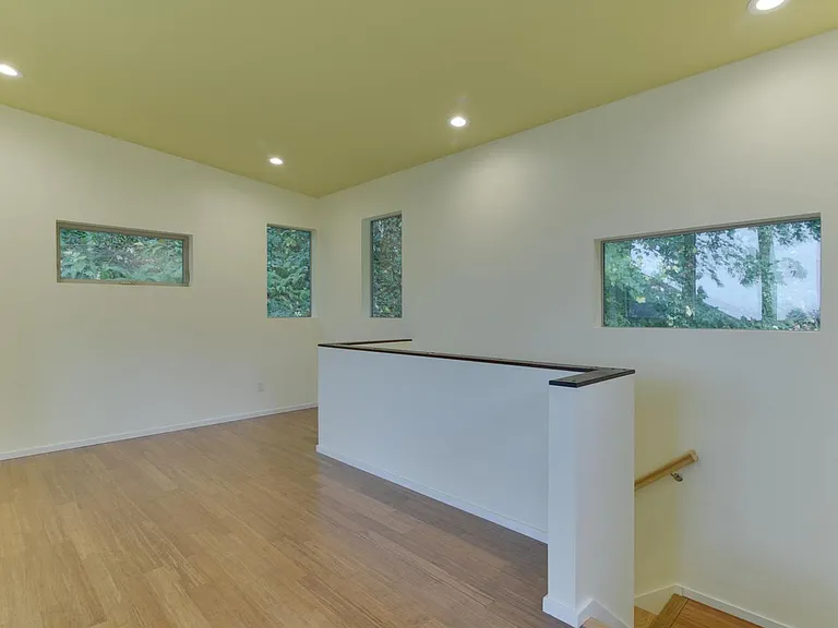 2822 NW Ariel Ter #B — Photo 14