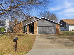 6513 S 29th West Pl, Tulsa, OK 74132