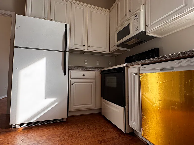 1627 W Main St #2 — Photo 7
