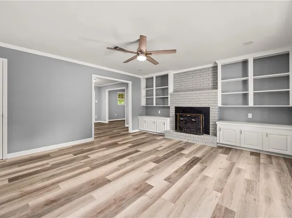 133 Moss Ridge Dr, Pineville, LA 71360