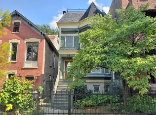 1939 W Evergreen Ave #1, Chicago, IL 60622