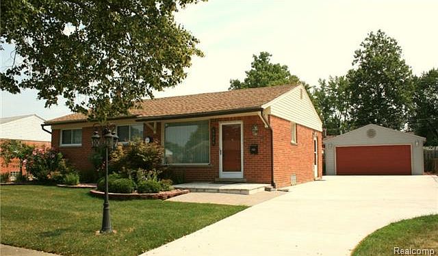 1st image of 6926 Mohican Ln