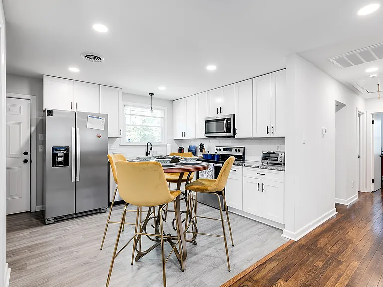 5301 Tacoma St — Photo 20