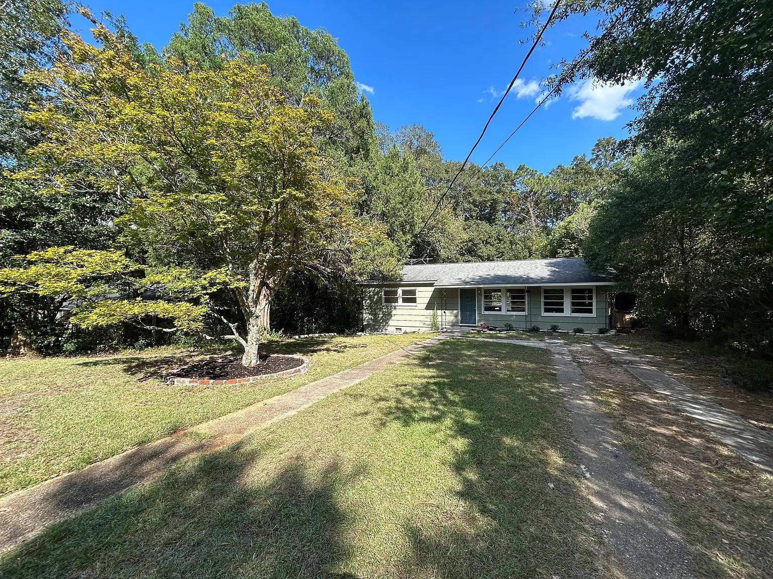3 bed, 1161 sqft, $1,350 — Photo 2