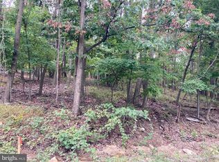 Wren Ln, Harpers Ferry, WV 25425