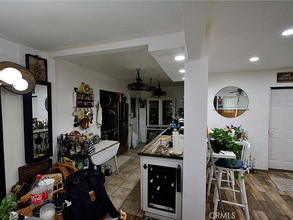 5th image of 1214 S Sultana Ave
