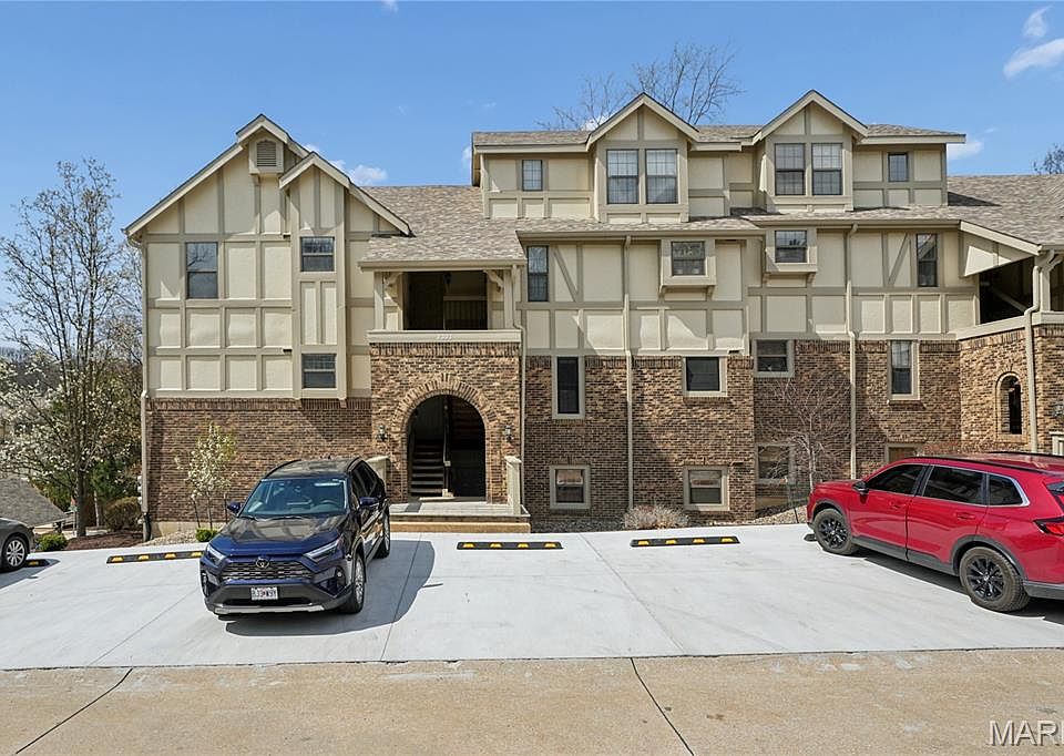 1st image of 2303 Yosemite Park Ct APT C