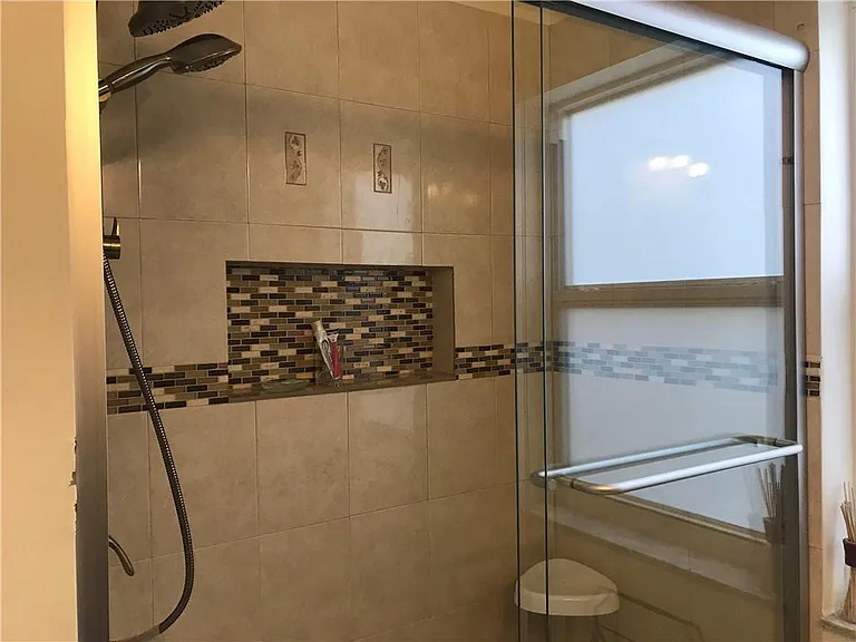 1118 Chinaberry Dr — Photo 14