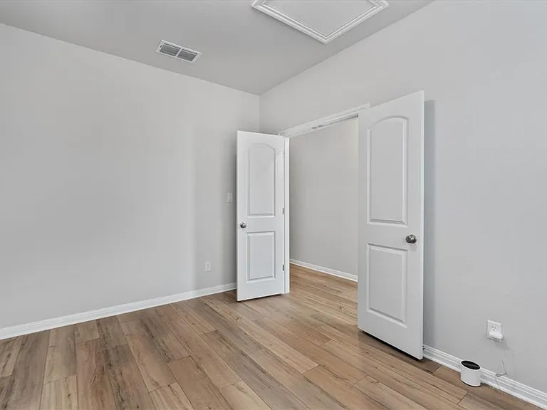127 Wrangell Way — Photo 4