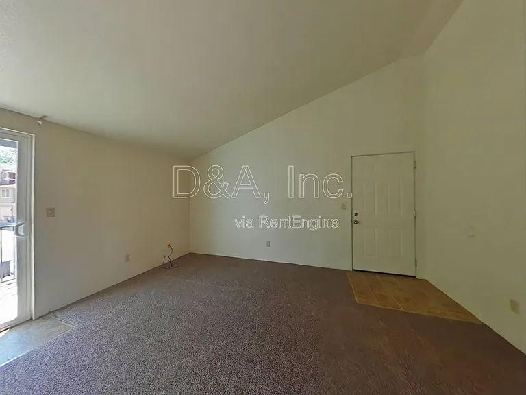 2311 NW Grant Ave #2 — Photo 2
