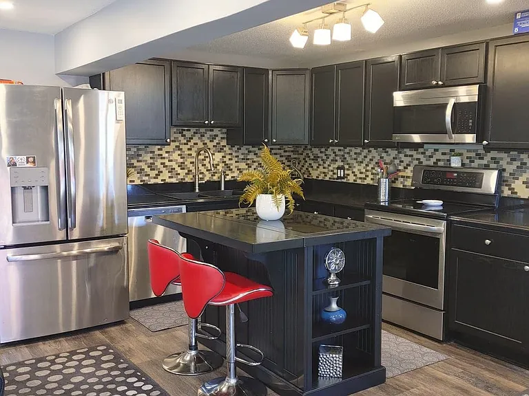 182 Plaistow Rd #1 — Photo 4