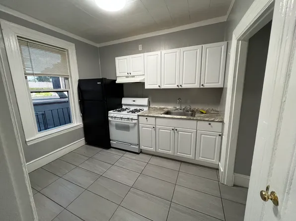 40-68 Hollis St, Framingham, MA