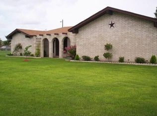 102 S Broadview St, Del Rio, TX 78840