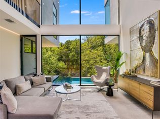 1111 W 31st St, Austin, TX 78705