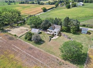 N4614 Paradise Rd, Helenville, WI 53137