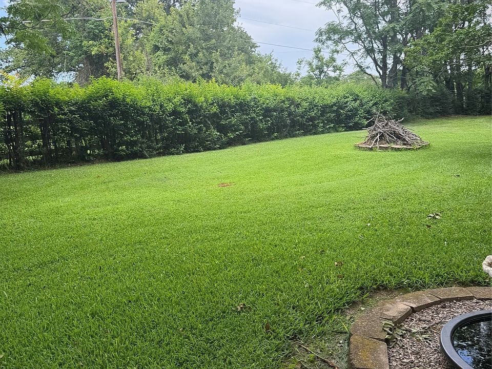 1st image of 83 Bass Rd