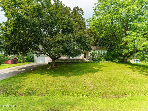 140 W Skyline Drive, Palatine Bridge, NY 13428