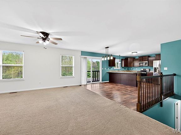 4th image of 46 Stone Bridge Dr