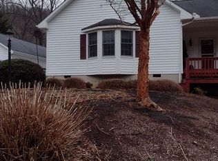 199 Foggy Cv, Waynesville, NC 28785