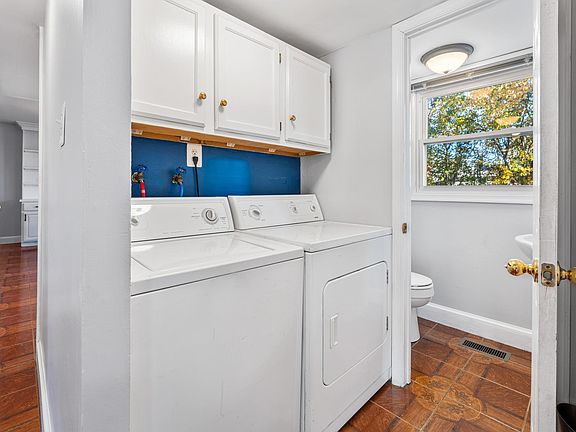 3rd image of 13222 Pleasantview Ln